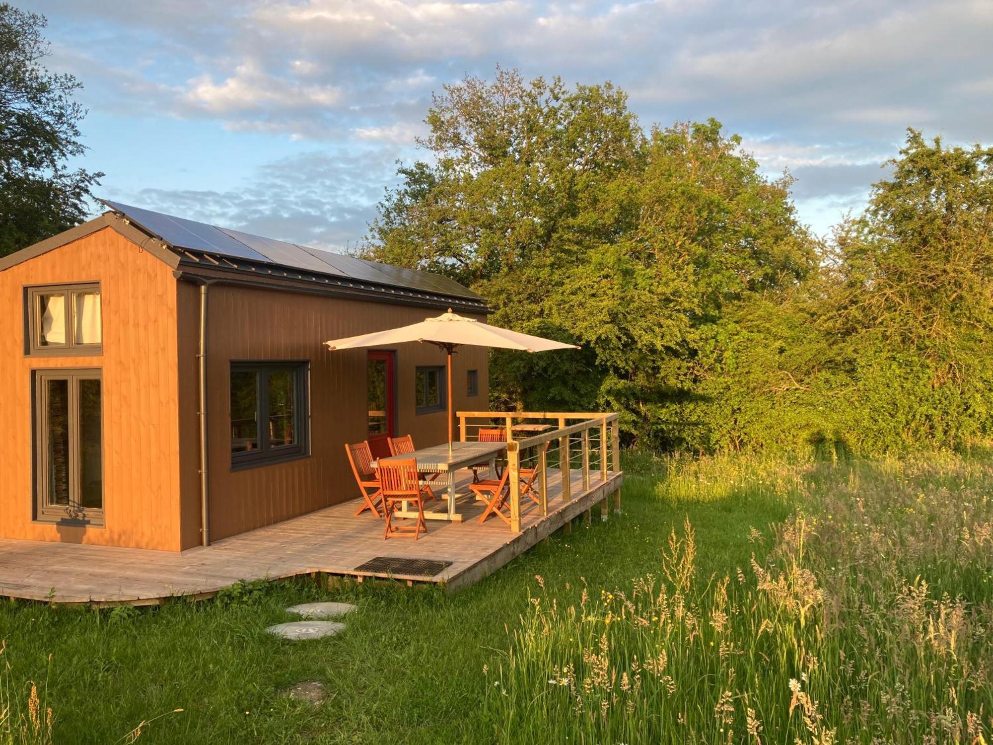 Tiny House Les Jours Heureux Sejour Nature Pres De Dinant Et Des Lacs De L Eau D Heure Villers-le-Gambon Eksteriør billede